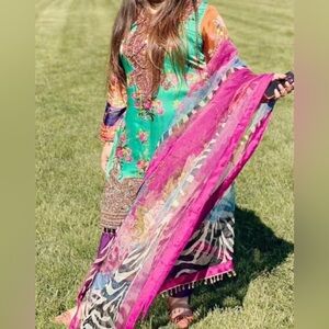 Pakistani Designer Sana Safinaz Multicolor silk suit